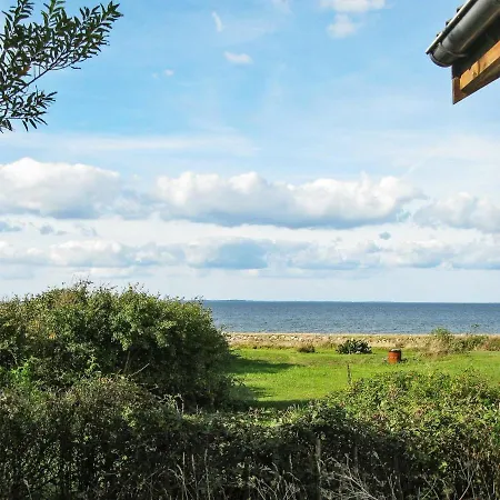 Rustic Holiday In L Gst R Near Sea Holiday home