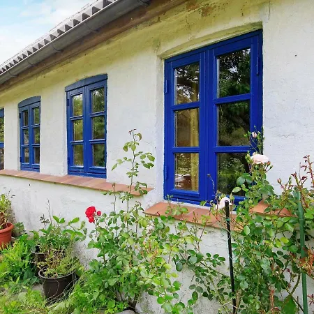 Rustic Holiday In L Gst R Near Sea * 로그스토